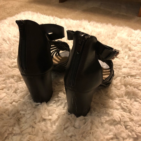 Black gladiator style heels - Picture 3 of 5